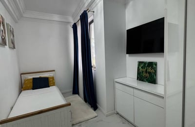 Rental of a comfortable 3-room apartment, 75 m², Mamaia Nord, Constanta, Romania